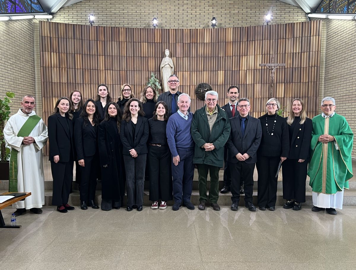 El Coro de la Universitat CEU Abat Oliba participa en la misa televisada de RTVE 